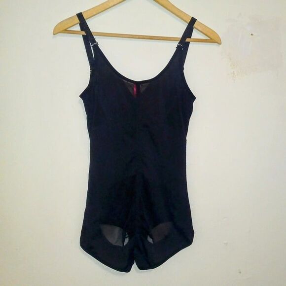 Re-Define Shapewear Bodysuit Girdle-Large-Adjustable Straps & Crotch-Slimming - Picture 4 of 9